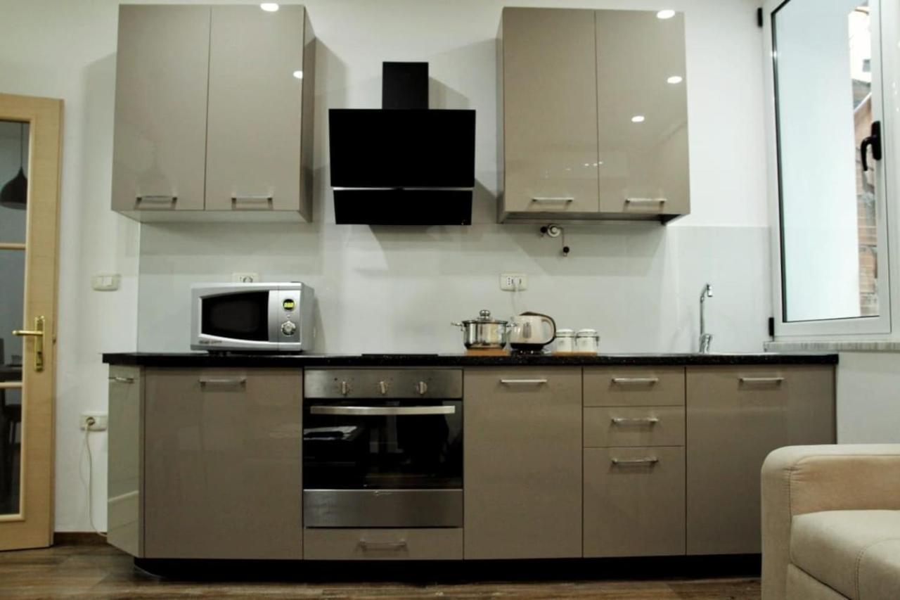 Marias Home In Blloku, Tirana Exterior photo